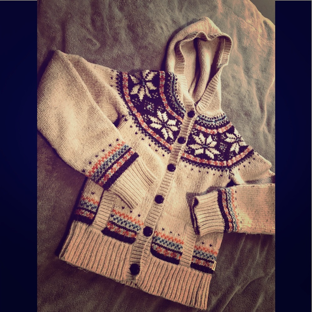 HOLLISTER medium sweater